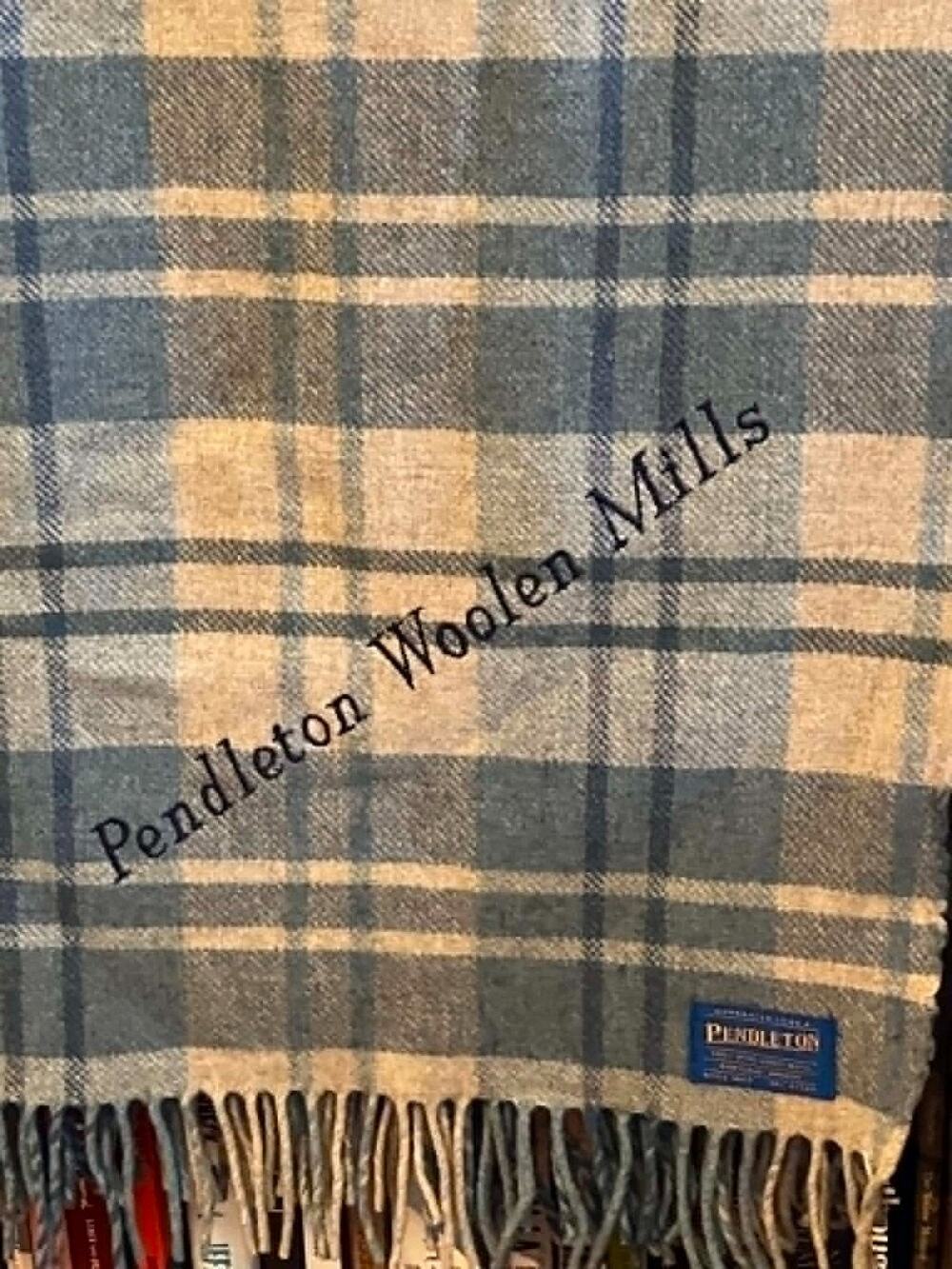 Pendleton 100% Virgin Wool Tartan Plaid Fringe Blanket Throw Grey Tan 68”x 56”
